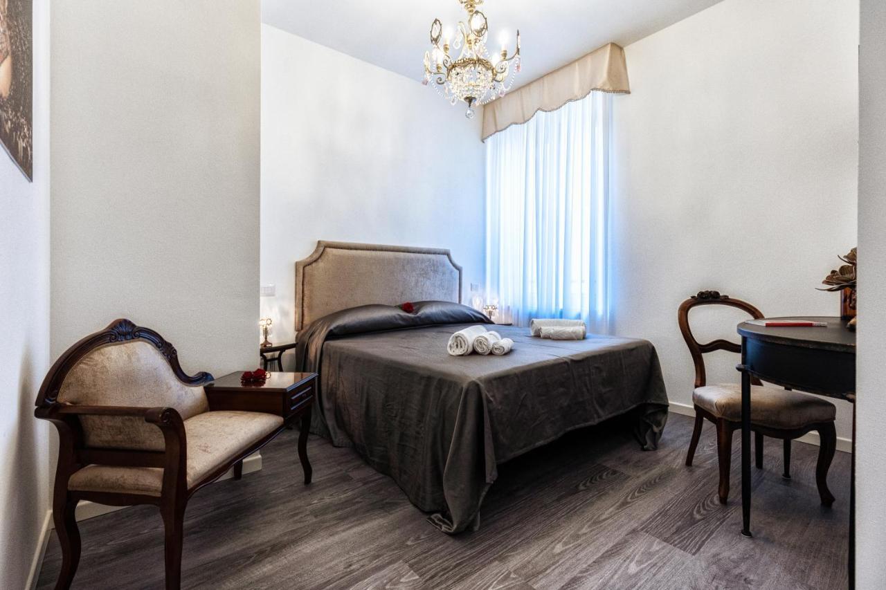 Hotel Sinfonia 23 à Ravenne Extérieur photo